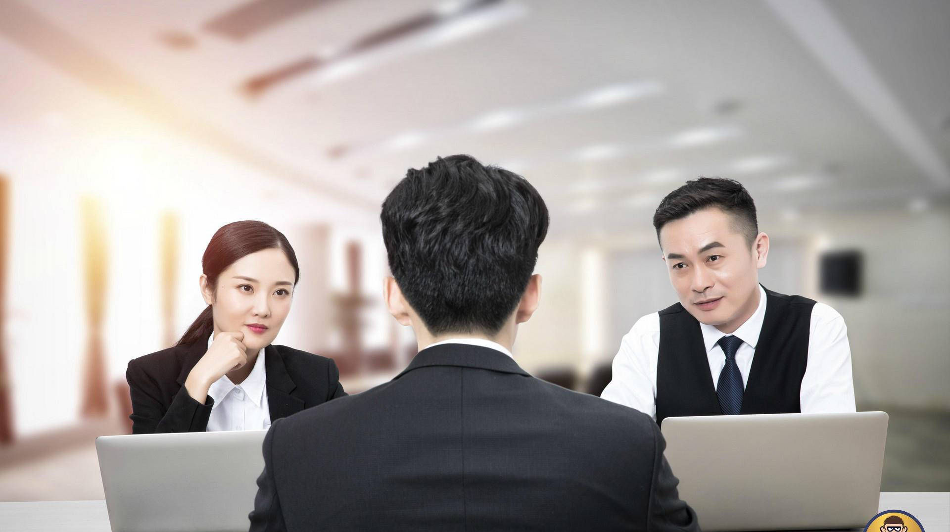 工作|面试官:“入职后,接受无偿加班吗?”95后满分回答,当场录用