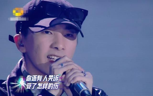  Freeout|《说唱听我的》冠军出炉，决赛成Freeout主场，JD“一穿四”碾压