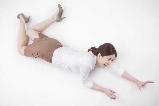 婚姻|离婚率如此高的背后，哪些因素在打破婚姻稳定？最终成为半路夫妻