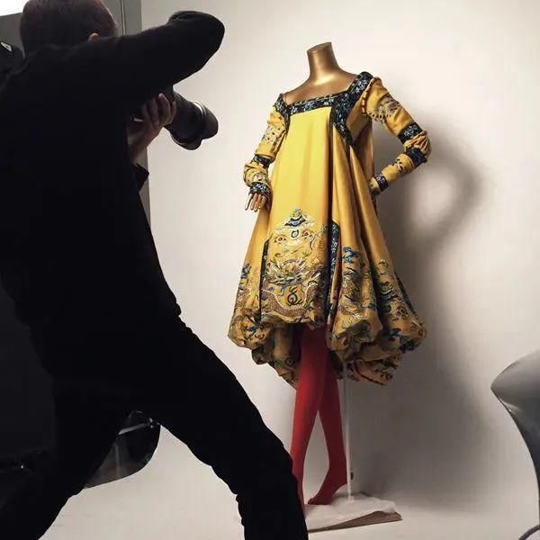  文化|杨颖 赵丽颖 黄轩等明星齐打卡，浓缩了73年DIOR文化的展览值得一看！