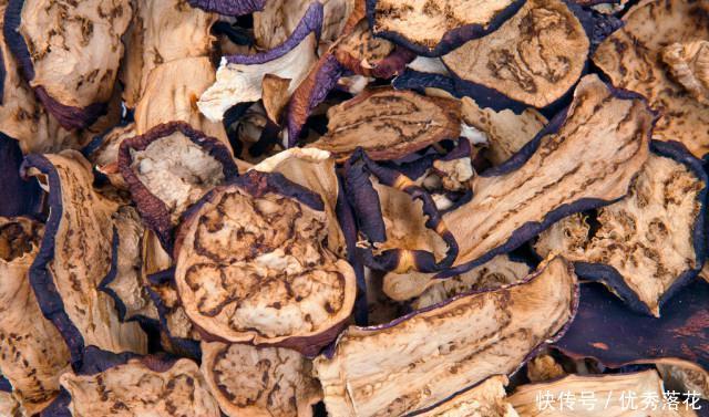 冬季|立秋后,这5种蔬菜,建议一次买20斤,能吃到冬季,炖菜炒肉香