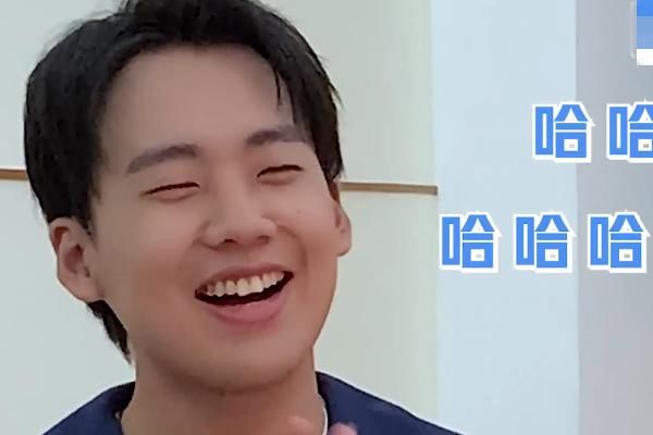  男团|跑男团讲冷笑话，蔡徐坤却拿郭麒麟造句，想不嗑CP都很难