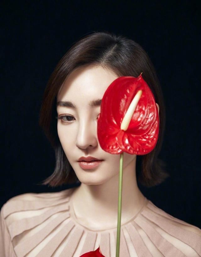  秘密|王丽坤因手劲大上热搜，网友：这个秘密不是第一天才知道！