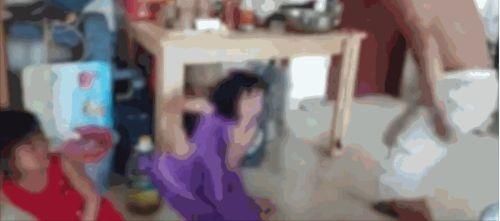 西安商报|网曝：男子把3名女孩打到跪地求饶 哭声撕心裂肺