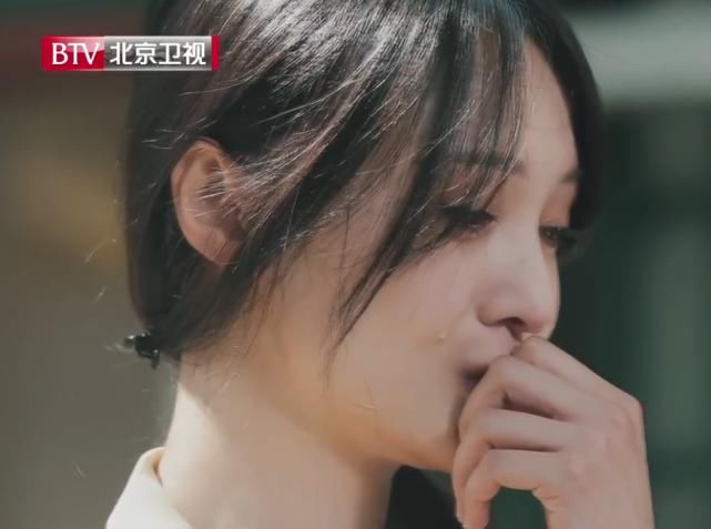  真实|郑爽综艺节目中又哭了，这次不是发脾气，得知真实原因：性情中人
