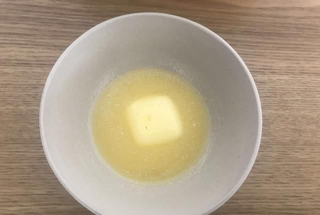  西瓜冰沙|夏天最完美组合，牛奶饼干配沙拉，好吃不腻，冰凉清爽，刷剧必备