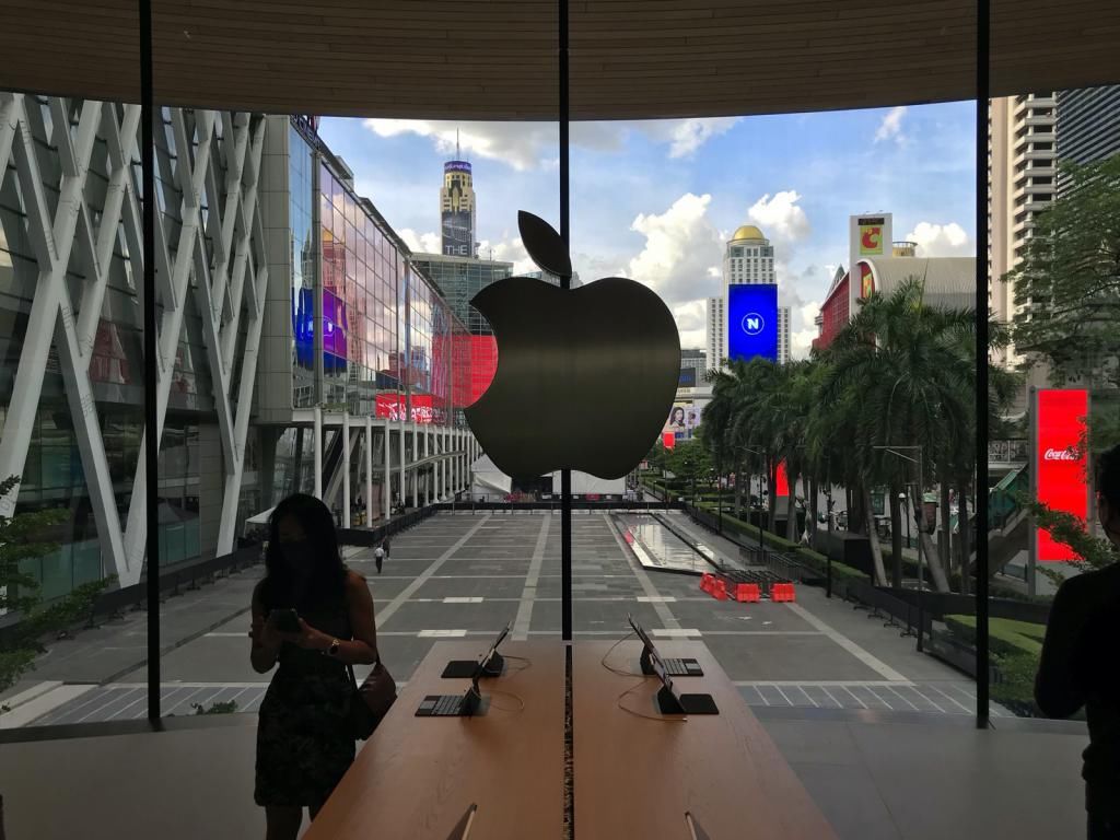  带来|国外网友带来泰国曼谷Apple Store最新照片
