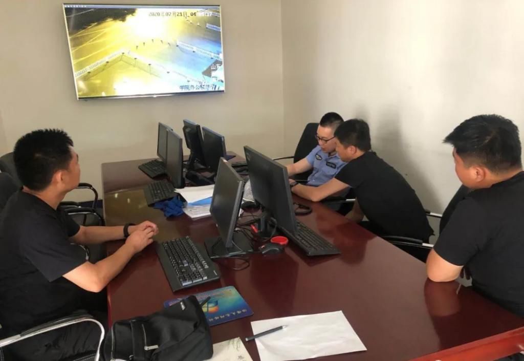 办案民警|寺庙功德箱的“香火钱”也偷！邹平这两小偷被抓！