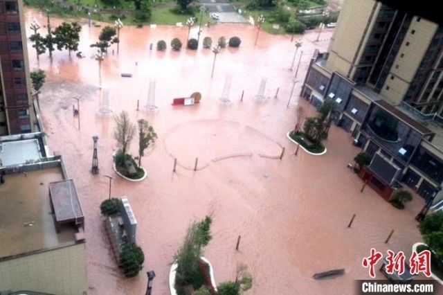 四川：暴雨突袭 55000余人提前避险转移