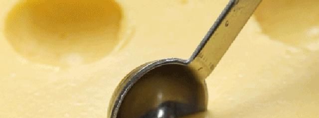  慕斯|这一块像奶酪的居然是慕斯! 最适合夏日的甜品, 烘焙新手就能做!