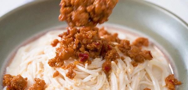 香绝|早餐别只喝豆浆了！这新吃法香绝了，简单又省心