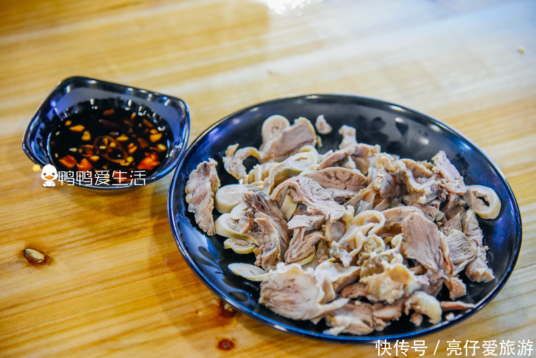 边上|厦门中山路边上藏八闽美食广场,吃遍特色小吃,还能看百年前影像