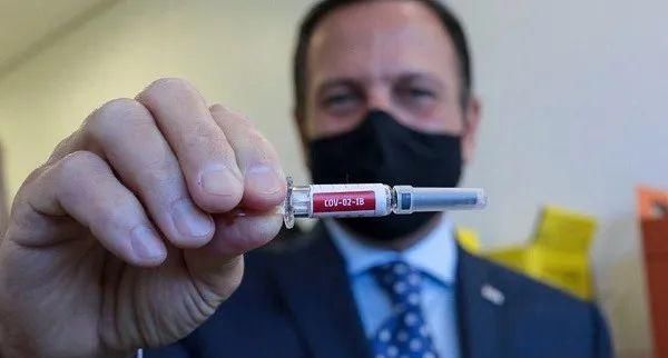 中国|巴西州卫生局长施压卫生部，要求将中国疫苗纳入国家免疫计划