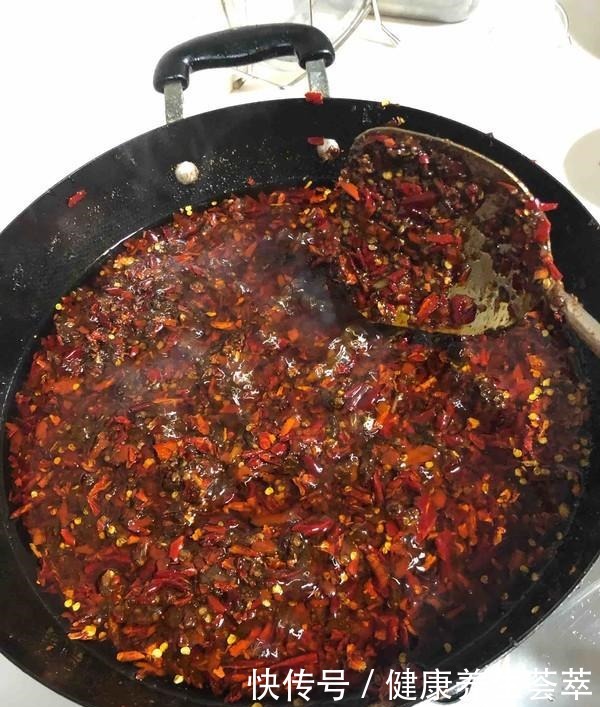 秘制|婆婆的秘制牛肉酱,美味无添加,拌饭利器就是它,再也不用出去买