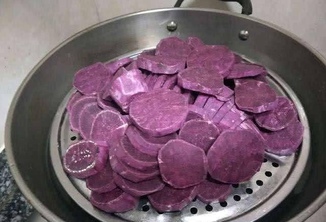 厨师|凉粉最“高级”吃法,把紫薯当配料,看到成品厨师都“跪服”