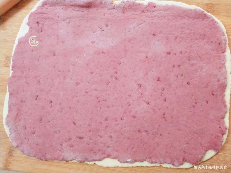 紫薯脆底花卷|我家主食换着花样做,家人都爱吃,酥脆又暄软,好看更好吃