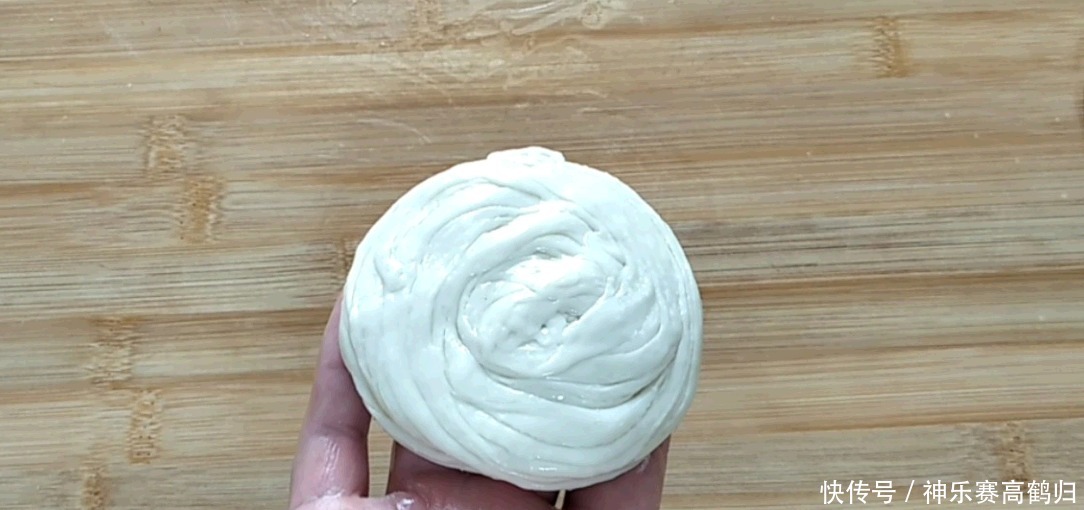 外酥|想吃盘丝饼不用买,告诉你详细比例,保证外酥里软,丝丝分明