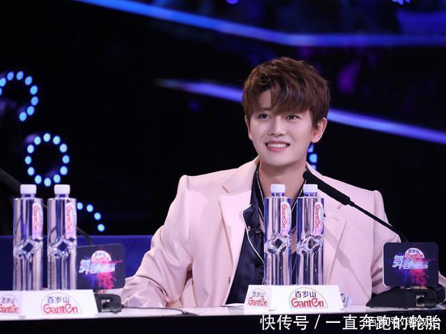 兄弟|朱正廷化身综艺咖!一边养萌宠一边抢人,最后与兄弟合体让人泪目