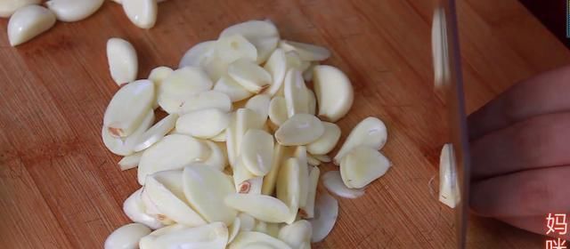  配方|腌辣椒，还是这个方法最好吃，妈妈用了40年的配方，下饭夹馍特香