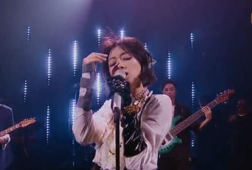  浪姐|《浪姐》垮了，万茜红了