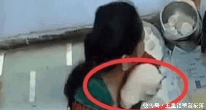 脸色|饭店女员工每天下班时怪怪的, 老板安装监控后, 脸色大变