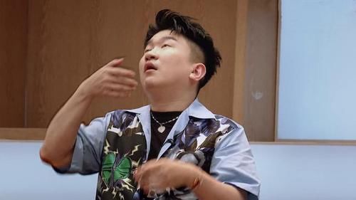  演戏|张大大是个好观众，又是哭又是吐槽，比起演戏和主持做观众最擅长