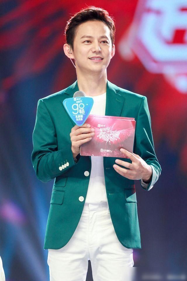  档节目|脱离《快乐大本营》以后，46岁的何炅还会有好人缘吗？