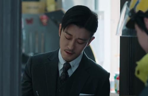 喜欢|我喜欢你：路晋代签快递，谁注意快递员对他的称呼？也太会了吧