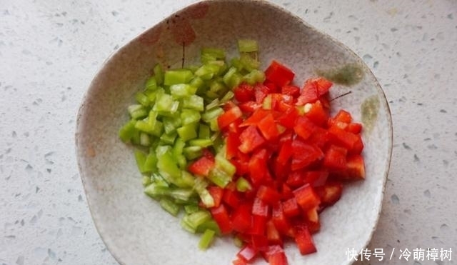 道菜|这道菜食材简单,价格实惠又养人,是秋季不能错过的一道美食