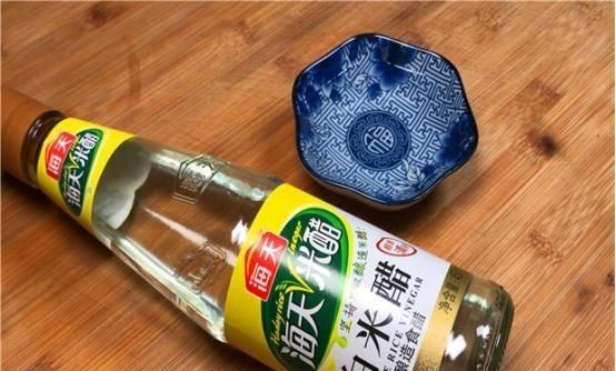 方法|才发现，白醋倒在手心真的很实用，这个方法花钱也买不来，收藏了