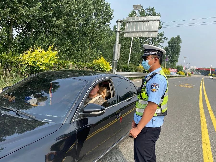  群众|聊城高速交警 | 给人民群众一份稳稳的安全感