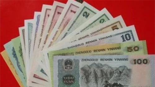  全厂|女会计携全厂工资卷款潜逃？被发现时，已在水泥地里躺了21年