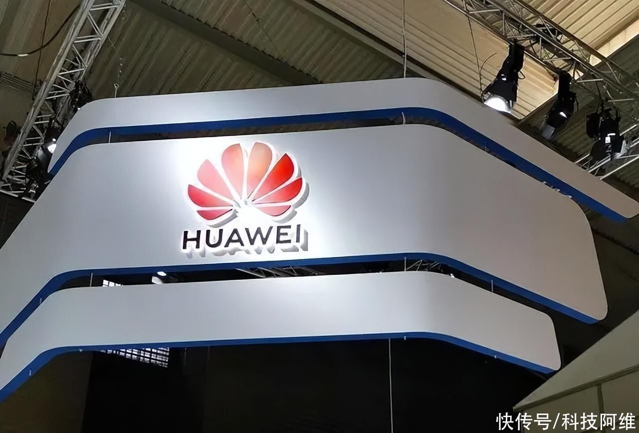 中国手机市场排名重新“洗牌”，荣耀跌至第四，第一才是最大黑马