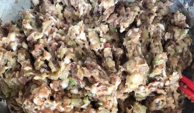  秋燥|明日立秋，记得吃这菜，包饺子特别香，好吃解馋，还能降秋燥