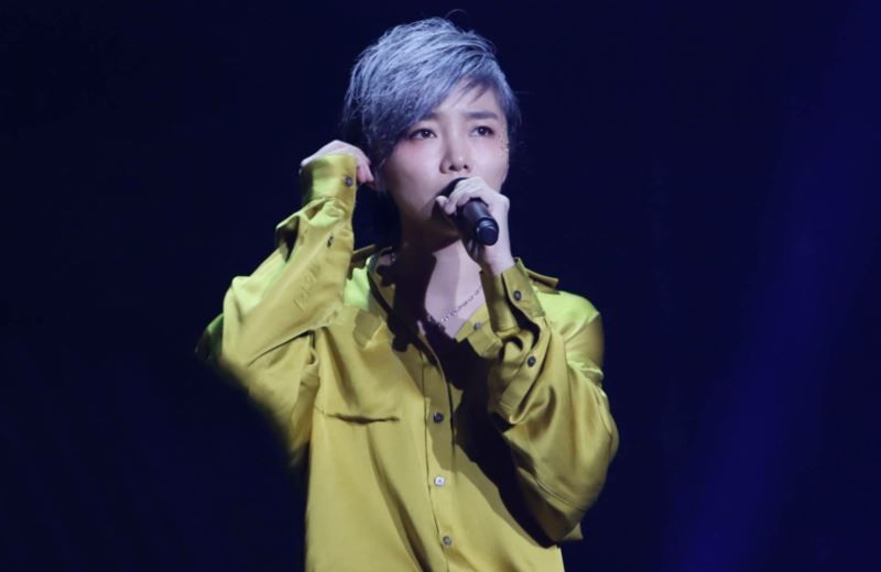  不发|许飞到处追星风评逆转，尚雯婕不发一言境况堪忧，舆论还是很重要