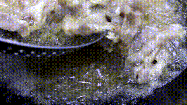  闻到|隔着屏幕都能闻到味，这个孜然羊肉卷能瞬间让你心中“起火”