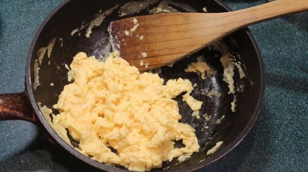  三文鱼干|自制「海苔可乐饼」土豆泥裹上海苔，就可以做出金黄酥脆的可乐卷