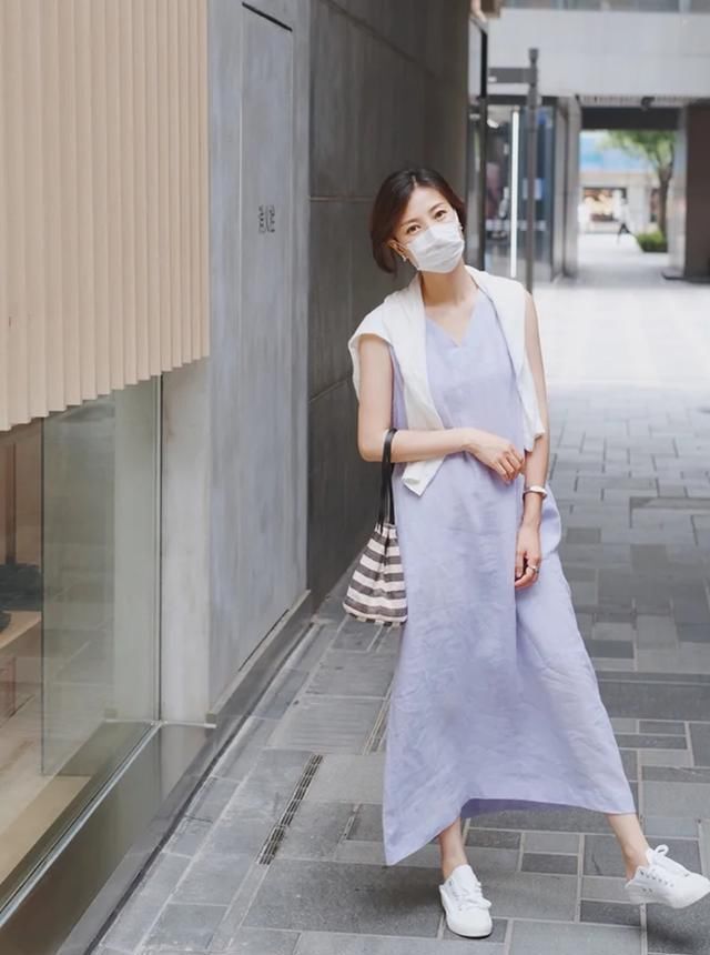  瞬间|40岁女人“大妈感”拉低档次，多穿这几条裙子，颜值气质瞬间提升