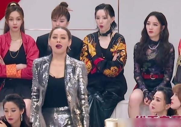 白冰|《浪姐》五公曝光白冰、郑希怡、郁可唯三选一,复活团三选二