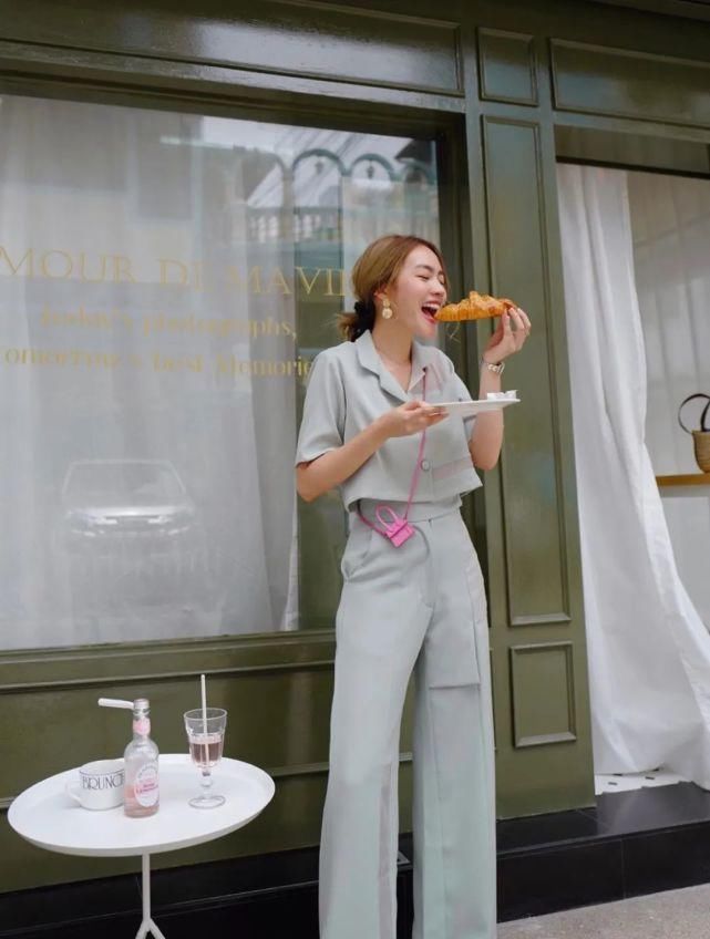 成套|“ 成套穿 ”正流行，这样穿巨高级 ！