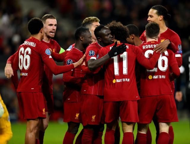 球迷|夺冠之后不庆祝!皇马的一番客套,却实实在在打了巴萨的脸