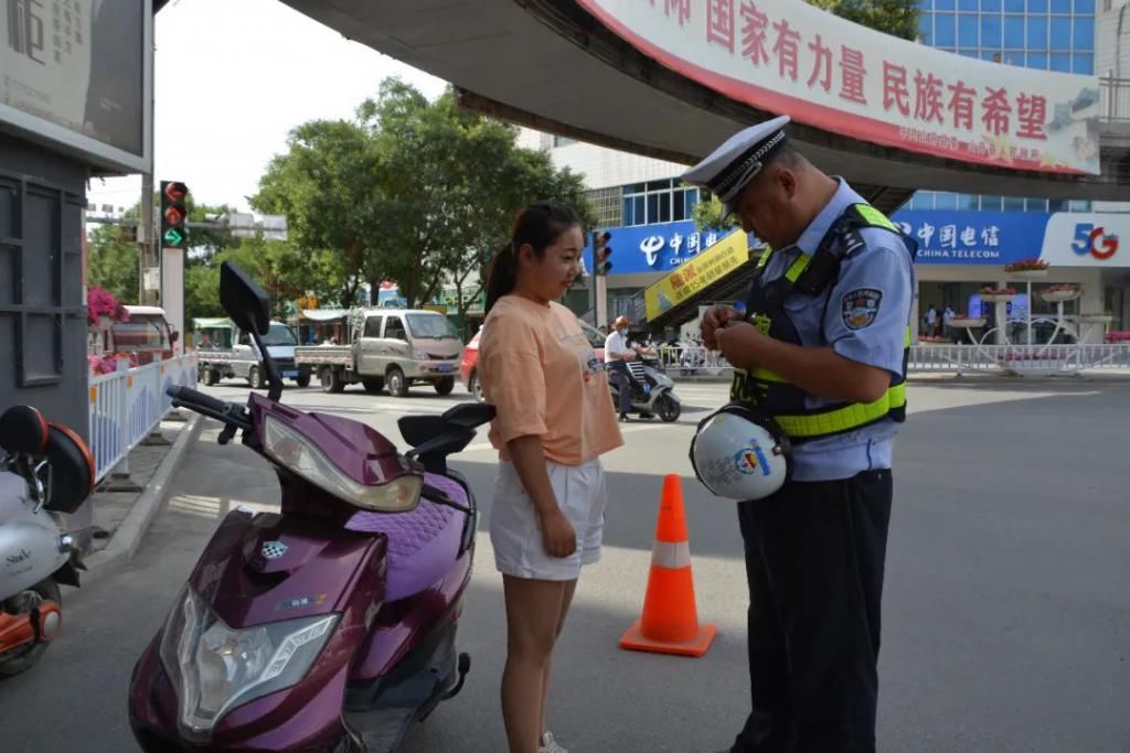  山丹|带了！戴了？自欺欺人！山丹公安交警持续开展电动车专项整治行动