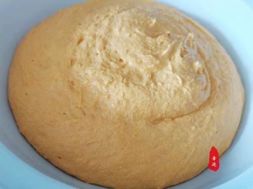 混合面|南瓜混合面奶香发糕，有营养又蓬松暄软不塌陷，口感佳老少皆宜