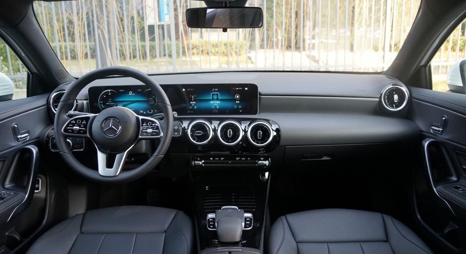  值得|「奔驰A级」两驱版值得选择吗？