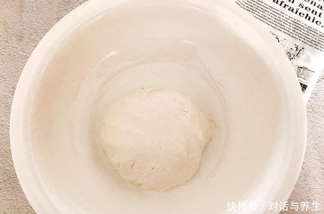 气色|这个黑色的东西,每天吃一点,居然能补肾,还能让女人气色红润