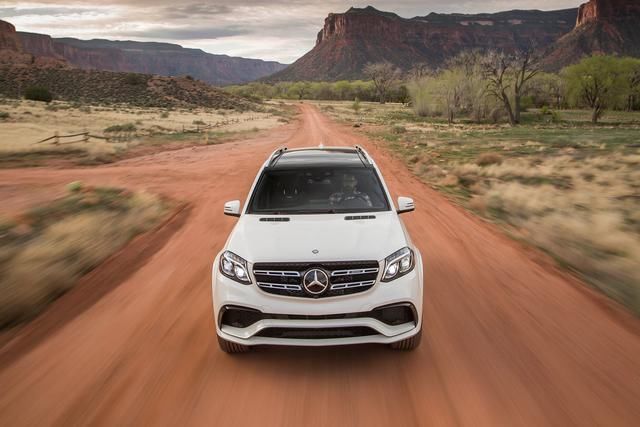  厉害|最厉害的驾照，地上跑的除了动车都能开，你知道吗？