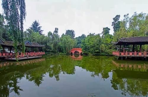  先贤|中国西南地区唯一的一祠祭二主 凭吊蜀人先贤的最大的帝王陵冢