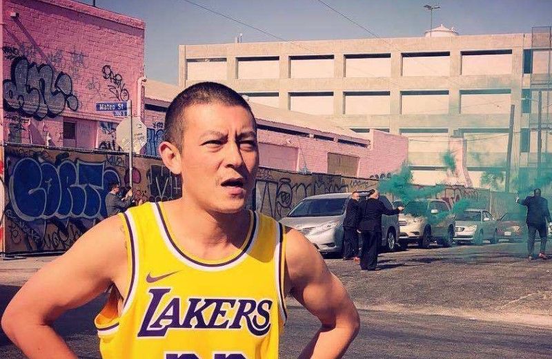  太漂亮|网友嘲笑陈冠希太显老，晒老婆比基尼背影照，这波反击太漂亮