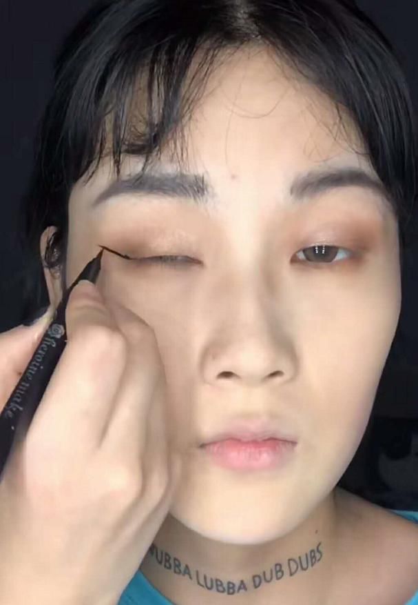  Yamy|姐姐粉仿妆Yamy，开始：相似度绝了，看到最后：果然不负众望！