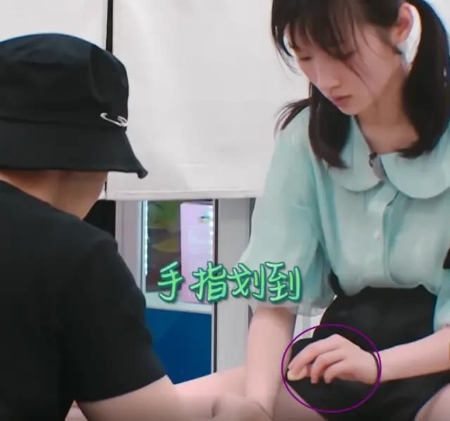  中餐厅|快本疑似取代谢娜被骂，参加中餐厅挽回口碑。李浩菲：我太难了